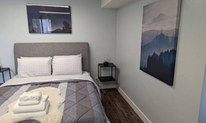 North Star Cottage | #5 - Walkable cottage near restaurants and trails.