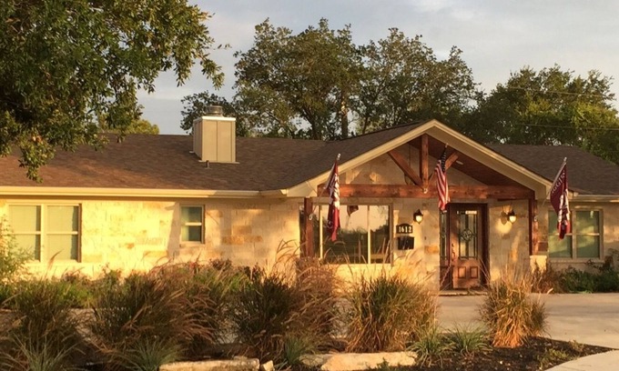 Redmond Terrace House | 50 ft to Texas A&M University! Walk to Kyle Field! Pool & spa!