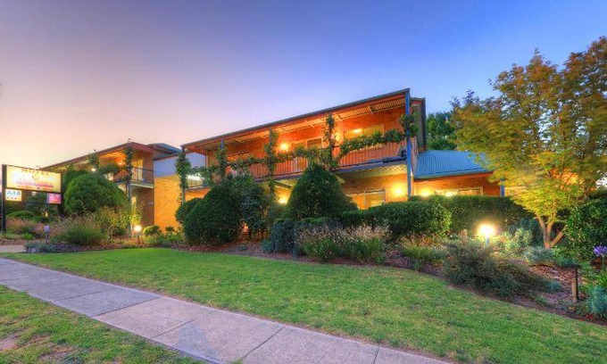 Stanthorpe Hotel | 55 m² Motel ∙ 4 bedrooms ∙ 6 guests