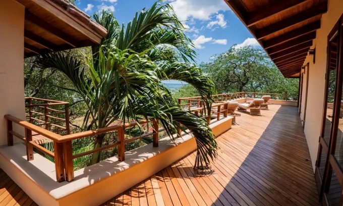 Playa Colorado Villa | 5br/5 bath Premium Villa right on Pangas Drop break