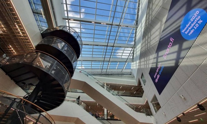 Tampere Apartment | 5th Floor apartment with Lake View and Glazed Balcony