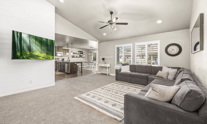 Sunset Heights House | 6 Bedroom Rambler Near UVU, BYU, & Golf Course