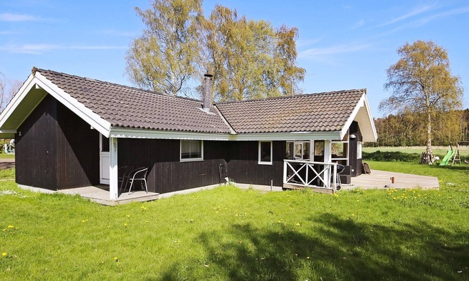 Smidstrup Strand House | 6 person holiday home in Gilleleje