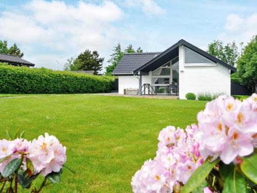 Remmer Strand House | 6 person holiday home in Struer-By Traum