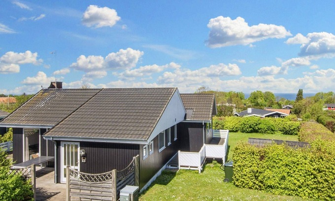 Bønnerup Strand House | 6 person holiday home in Glesborg
