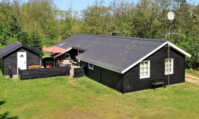 Blavand House | 6 person holiday home in Bl vand