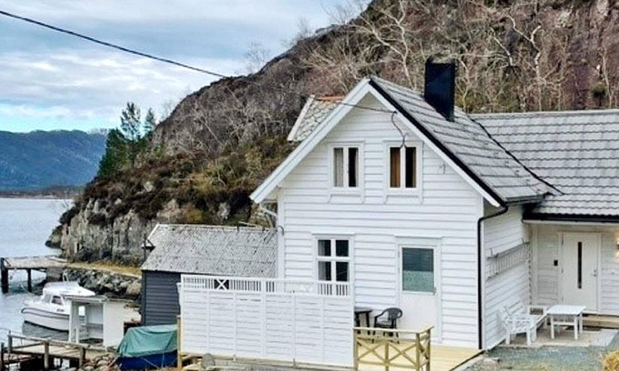 Bremanger House | 6 person holiday home in Svelgen-By Traum