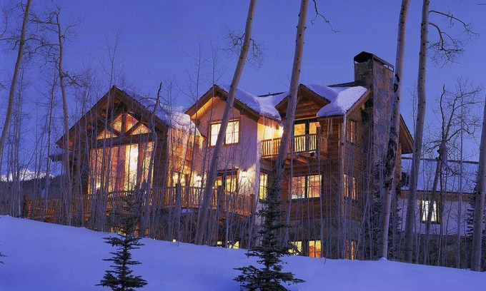 Mountain Village House | 6BR M.Village,Ski-out, easy in, Walk to Gondola, Market, Hot-tub, Pool table,Bar