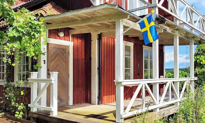 Nykvarn House | 7 person holiday home in NYKVARN-By Traum