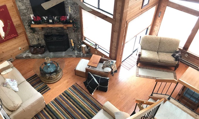 Seven Springs House | 7 SPRINGS RESORT! Stay 3 nts get 1 nt free! You’ll love it here! 3bd-3ba loft.