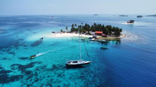 Carti Tupile Boat Rental | 73ft Family Sailing Yacht with Crew - all inclusive