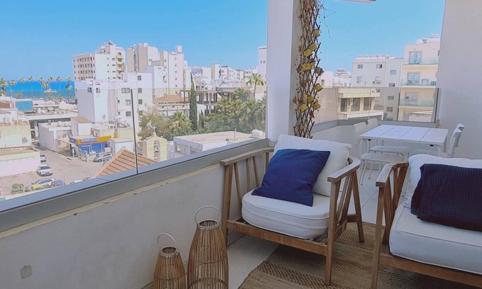 Larnaca City Centre Apartment | 78 LCA - Stay Kallucci s Maison de la mer
