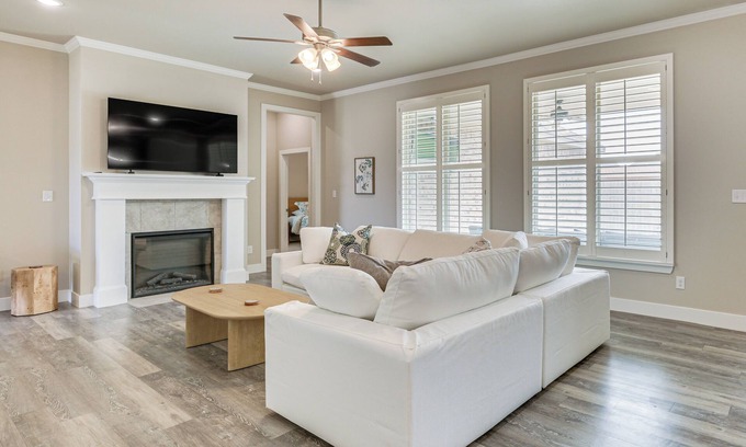 Lubbock House | 8 Mi to Texas Tech: Spacious Lubbock Home