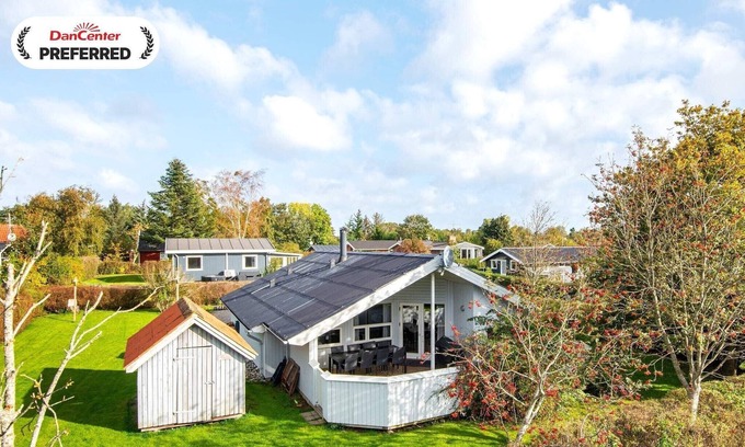Pøt Strandby House | 8 person holiday home in Juelsminde-By Traum