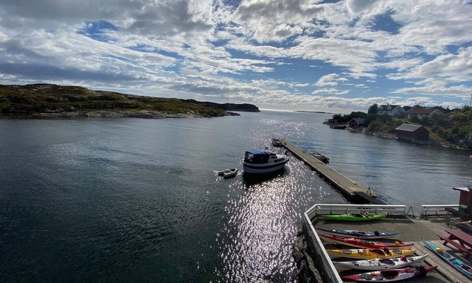 Nautnes Apartment | 8 person holiday home in Tjeldstø