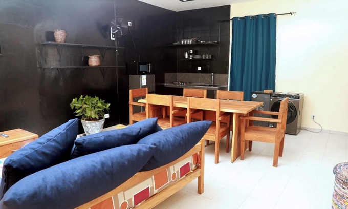 Ngaparou Apartment | 80 meters from the beach, apartment with 1 living room + 1 bedroom + 2 bathrooms.