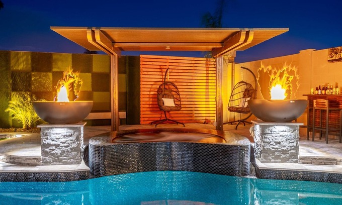 Country Meadows House | 8BR/5BA Mini Resort w/4 En-Suites, HEATED Pool, Hot Tub,Billiards & Arcades