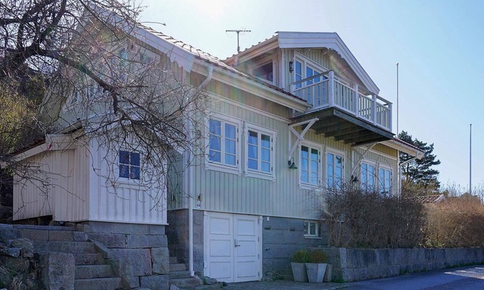 Tanum House | 9 person holiday home in tånumshede-By Traum