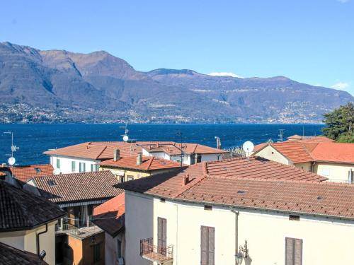 Porto Valtravaglia Apartment | 90 m² Apartment ∙ 2 bedrooms ∙ 4 guests