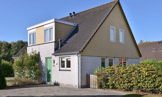 Wemeldinge House | 90 m² House ∙ 3 bedrooms ∙ 6 guests