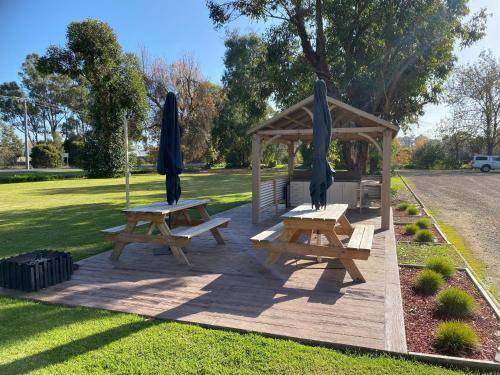Tatura Hotel | 90 m² Motel ∙ 4 bedrooms ∙ 8 guests