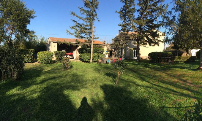 Montfavet House | 90m2 house, two bedrooms in the countryside 10 minutes from downtown Avignon.