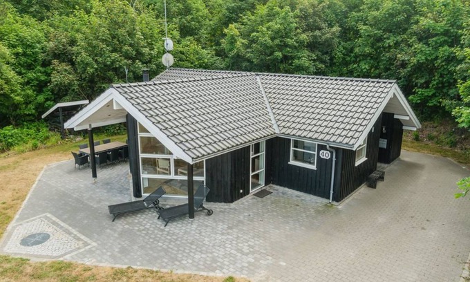 Grenaa House | 92 m² House ∙ 1 bedroom ∙ 8 guests