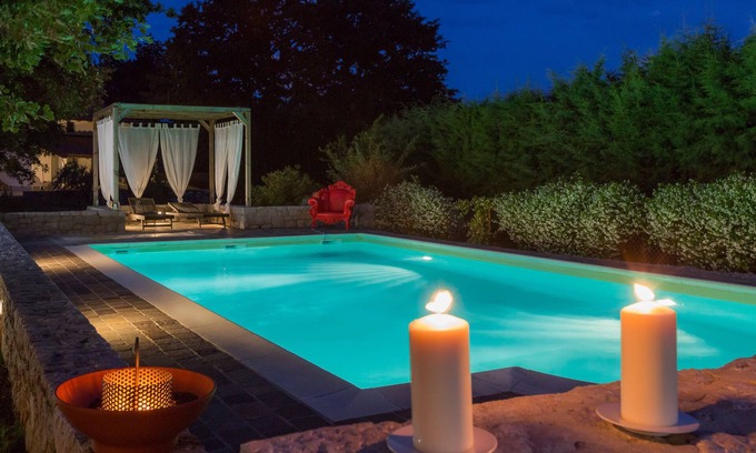 Avber House | 9b The Resort