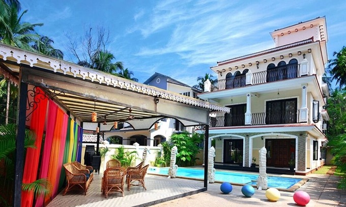 Calangute House | 9BHK Private Swimming Pool Villa with Kids Pool, Seahorse Fountains and Playroom