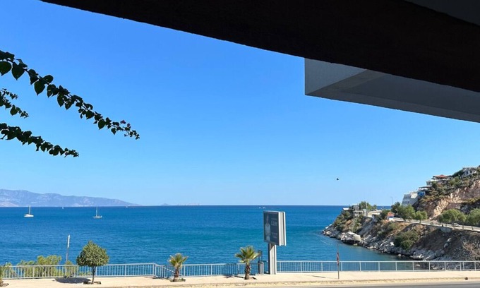 Finike Apartment | Açık Deniz Manzaralı Jakuzili Dublex Apart