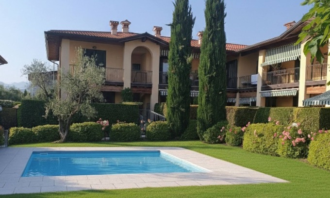 Raffa Apartment | A 10-minute walk from Lake Garda, quiet area, a playground 80 m