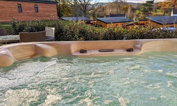 Chirk Bank Ski Chalet | A beautiful bespoke lodge perfect for a family escape.