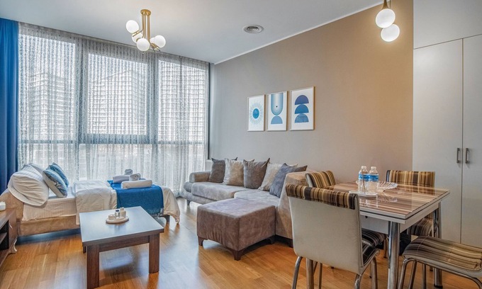 Bagcilar Apartment | A bright and stylish studio in Batışehir Göztepe, offering modern amenities, a fully equipped kitchen, and seamless access to central Istanbul. Perfect for solo travelers or couples seeking comfort and convenience.