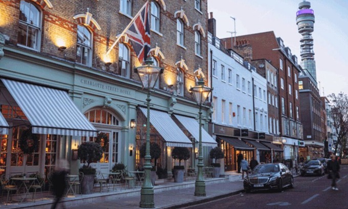Fitzrovia Apartment | βοΈ A/C | π SuperKing | π FlexPolicy | β° EarlyDrop | π Balcony | π§Ό W/D