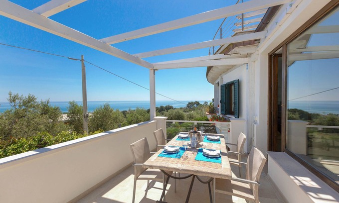 Chiesiola Apartment | A Casa di Anna - Ilaria by BarbarHouse