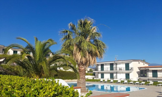 Scalea Apartment | A charming apartment for 6 persons with a swimming pool
