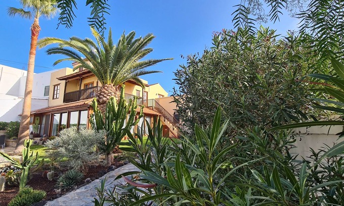 Chio Apartment | A cozy blend of tranquility, beauty and functionality