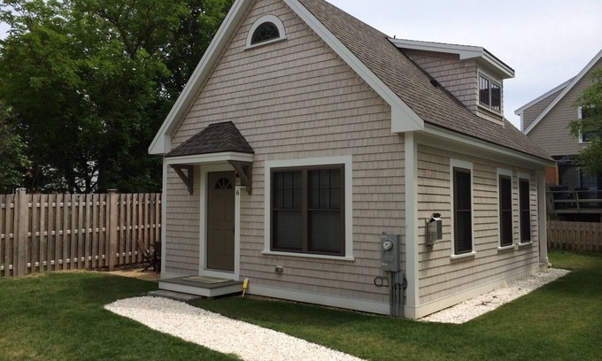 Newbury Cottage | A few summer weeks are still open! Come experience the beauty of Plum Island!