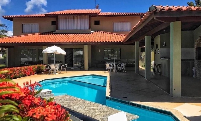 Guarajuba House | A form of fun and rest on the green line - Guarajuba -Bahia