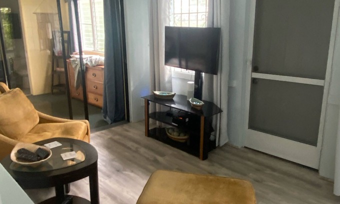 Estate Upper John Dunko Apartment | A Gem in the Hills - Your Secret Place From Home