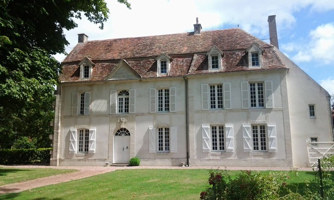 Les Moutiers-en-Auge House | A holiday in the countryside in a comfortable family home