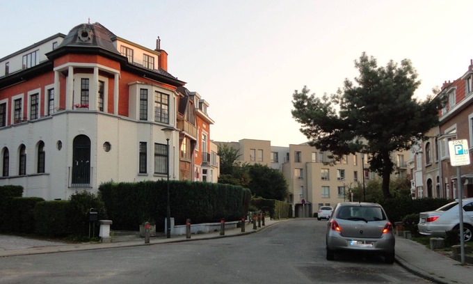 Oudergem Apartment | A home in a peaceful heaven 15 min away from the Grand Place