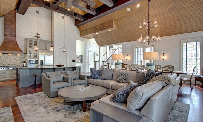WaterSound Beach House | A Little Overboard, Private Pool/Spa, Easy walk to Beach, Golf Cart Included!