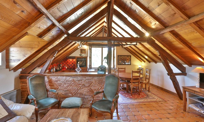 Tamnies House | A lodging of character on a vast agricultural domain 12 km (Sarlat, Lascaux, eyzies)