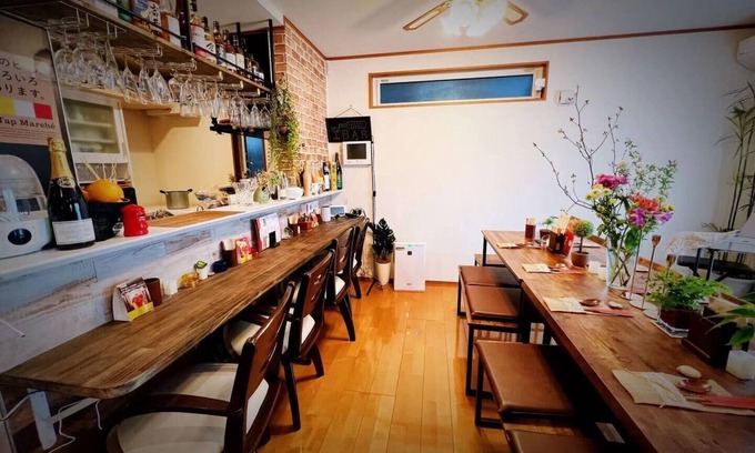 Machida House | A newly built ryokan in the western suburbs of Tokyo, 1 km from Tama Art University, 4 stations from Sanrio Puroland, 30 min. to Mt. Takao by car, 1 hr. to Mt! You can taste the deep Tokyo life!