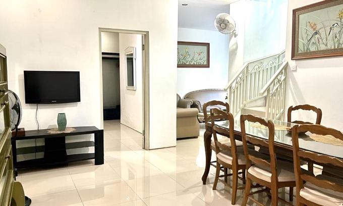 Mumbul Apartment | A peaceful, quiet, calming place for families, mothers and children