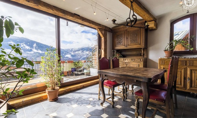 Great Alpine Road House | A Proximité du Domaine Renommé des 3 Vallées , de Champagny en Vanoise (domaine sk