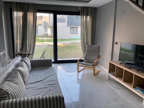 Dikili Villa | A quiet house in Çandarlı