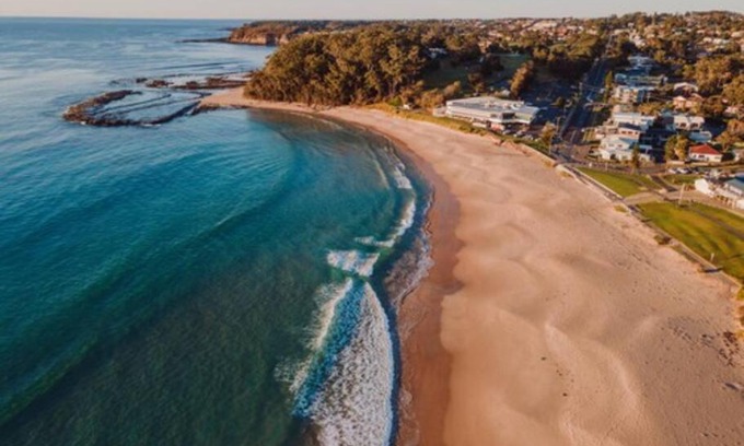 Mollymook Apartment | A Reef Intermission - A coast break at Mollymook