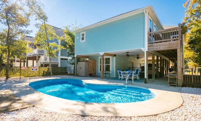 Tranquil Harbour House | A Sloth's Retreat by Oak Island Accommodations